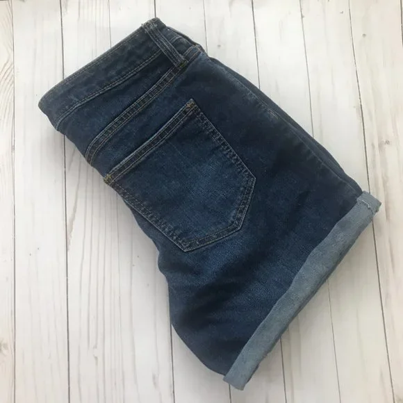 Universal Thread Cuffed Denim Shorts Size 6 - Picture 3 of 6